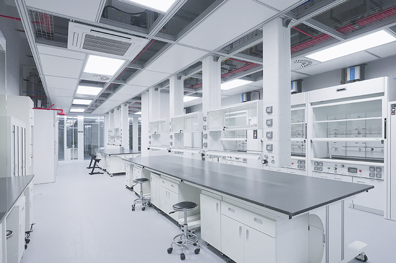 马龙实验室革新：安全与科技的现代融合